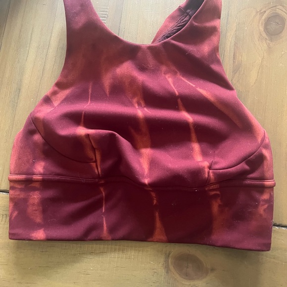 lululemon Wunder train Burgundy padded racer back tie dye Sports Bra 4 - Picture 2 of 3